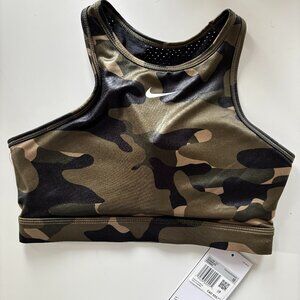 NWT Nike Dri-fit sports bra (size XS)